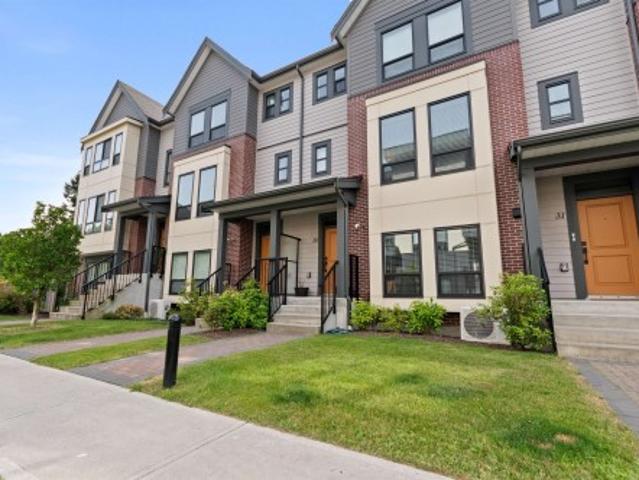 30 45 Campus Drive, Chilliwack, BC, V2R 6E9 townhouse for sale | Listing ID R3162 | Royal LePage