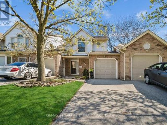 30 5255 Lakeshore Road, Burlington, ON, L7L 5X8 townhouse for sale | Listing ID W13069 | Royal LePage