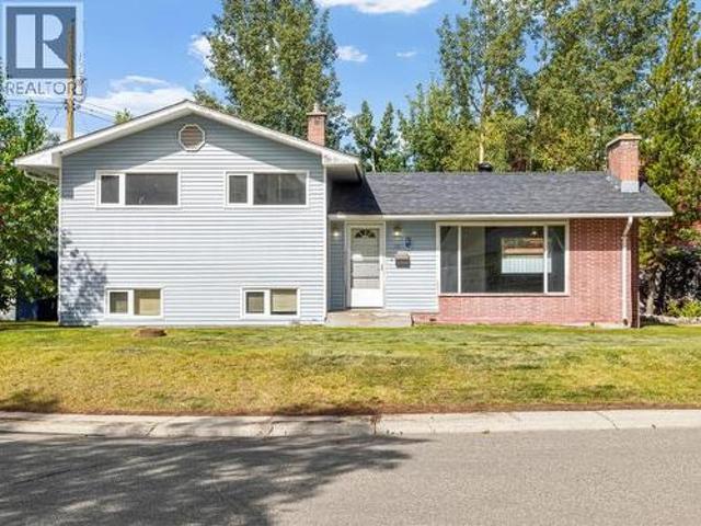 30 Takhini Ave, Whitehorse, YT, Y1A 3N6 house for sale | Listing ID 17623 | Royal LePage