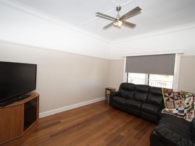 30 Thompson Street, Dunolly