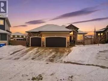 Red Deer, Alberta - Fireplace, Deck