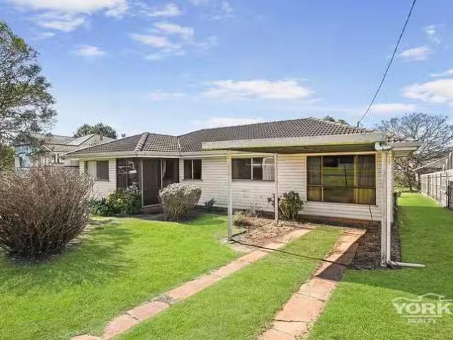 30 Vanity Street, Rockville, QLD 4350