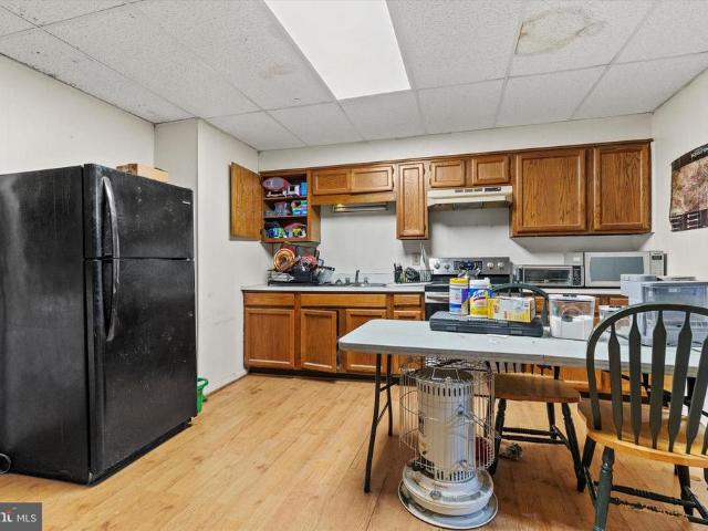 30 W Middle Street