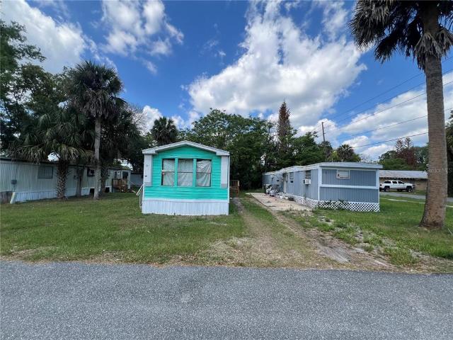 30 Wafford St, Umatilla, FL 32784 | MLS #O6395