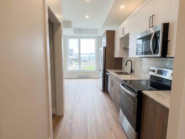 30 Waterloo St. Rear, Interior Apartment for Rent