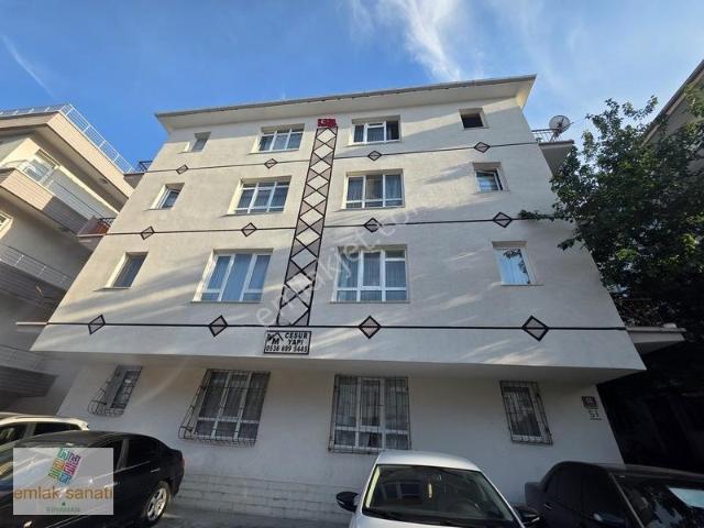 30 Ağustos Mah. De Ara Kat Kiralık 2+1 Daire