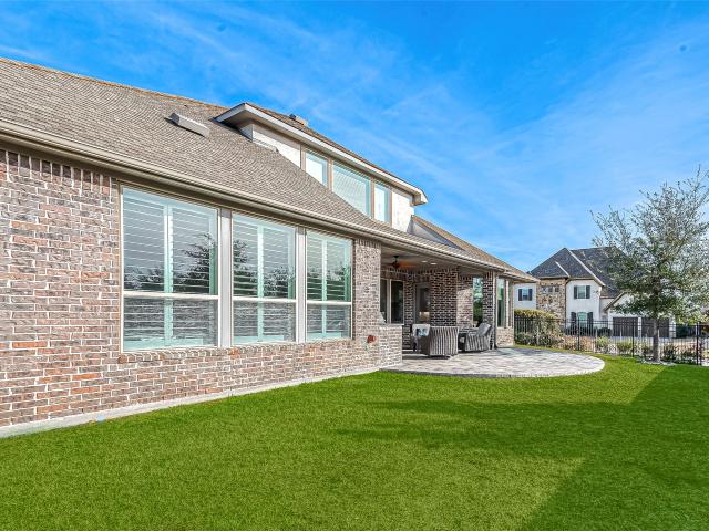 30 Argosy Bend Pl, Tomball, TX 77375 | MLS #93581