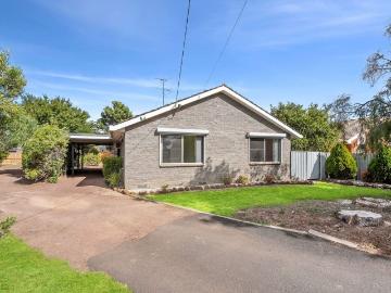 Lara, Greater Geelong, Victoria - Garden