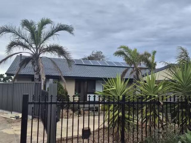 30 Baden Terrace, O'SULLIVAN BEACH, SA 5166 House for Rent