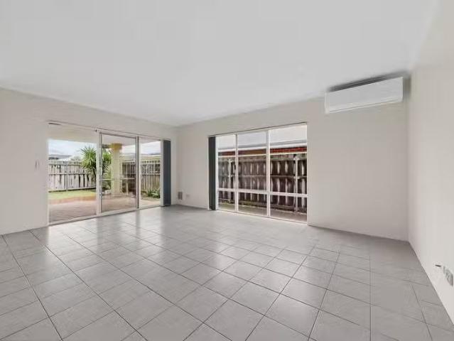 30 Beachhaven Drive, YANCHEP, WA 6035 House for Rent