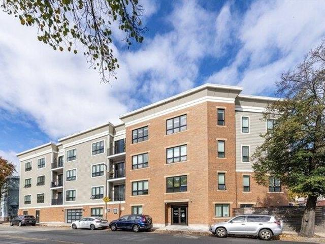 30 bedroom, Boston MA 02127 104758958