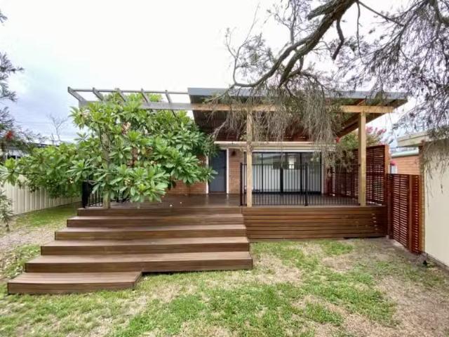 30 Blanch Street, BOAT HARBOUR House for rent Listed by Deone.