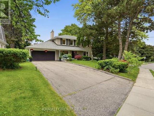 30 Blue Ridge Road, Toronto, ON, M2K 1R7 house for sale | Listing ID C13816 | Royal LePage
