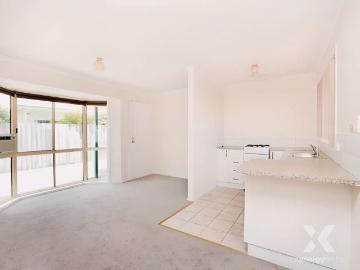 30 Bradley Street, Melbourne