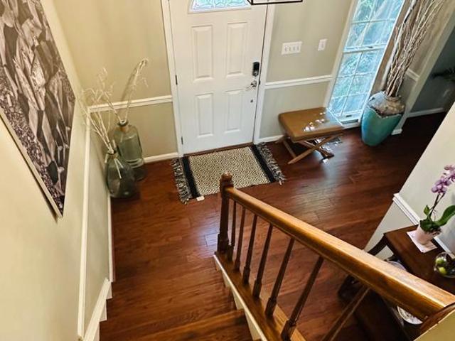 30 Bridgeport Circle