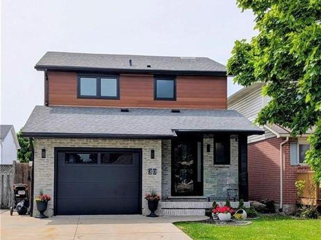 30 Buchanan Crescent, Thorold, ON, L2V 4M5 house for sale | Listing ID 40847 | Royal LePage