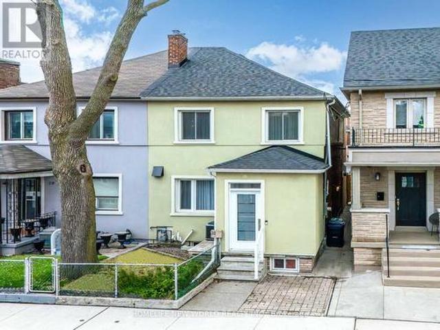 30 Carling Avenue, Toronto, ON, M6G 3S1 house for sale | Listing ID W13631 | Royal LePage