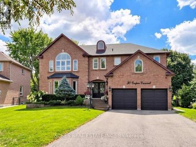 30 Casper Crescent, Brampton, ON, L6W 4N2 house for sale | Listing ID W13812 | Royal LePage