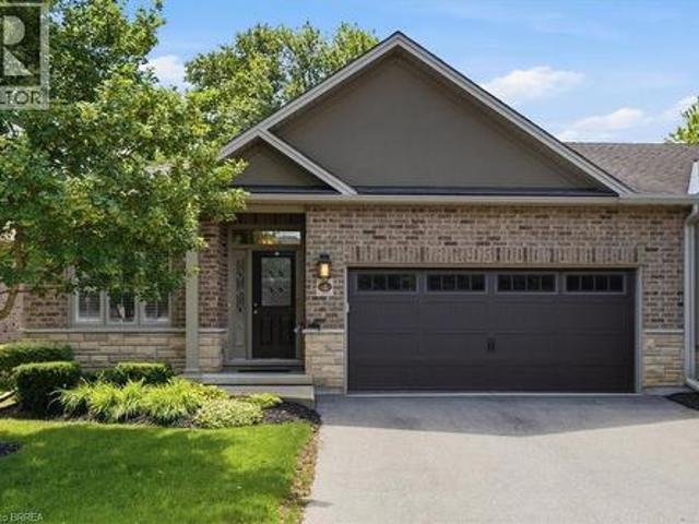 30 Cedar Street Unit# 4, Paris, ON, N3L 0A1 townhouse for sale | Listing ID 40843 | Royal LePage