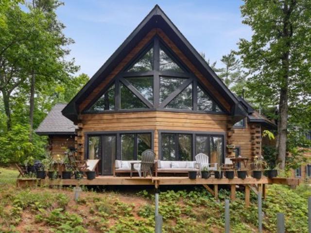 30 Ch. De La Lyrique, Val Des Monts, QC, J8N 4B3 house for sale | Listing ID 18515 | Royal LePage