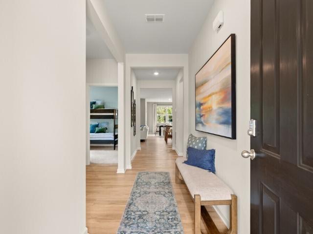 30 Coggins Place NE
