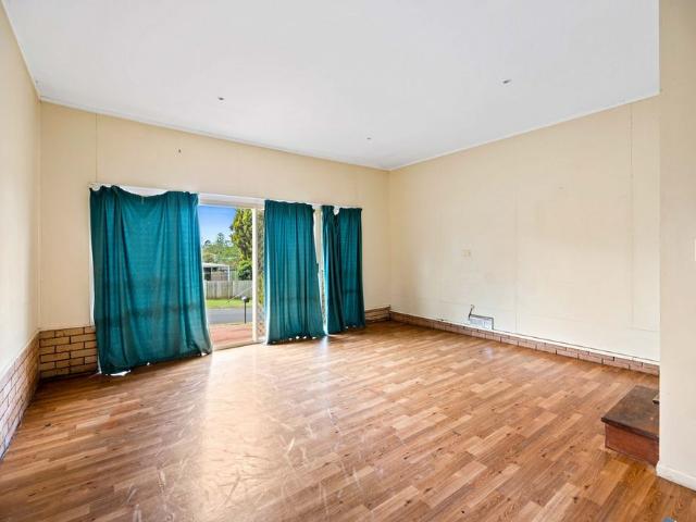 30 Cortess Street, Kearneys Spring QLD 4350