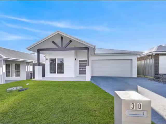 30 Craftsman Rd, North Rothbury House for rent Listed by Alys.
