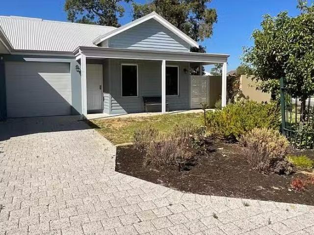 30 Crescendo Green, The Vines, WA 6069