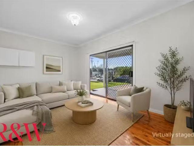 30 Darwin Road, Campbelltown House for rent Listed by Propert.