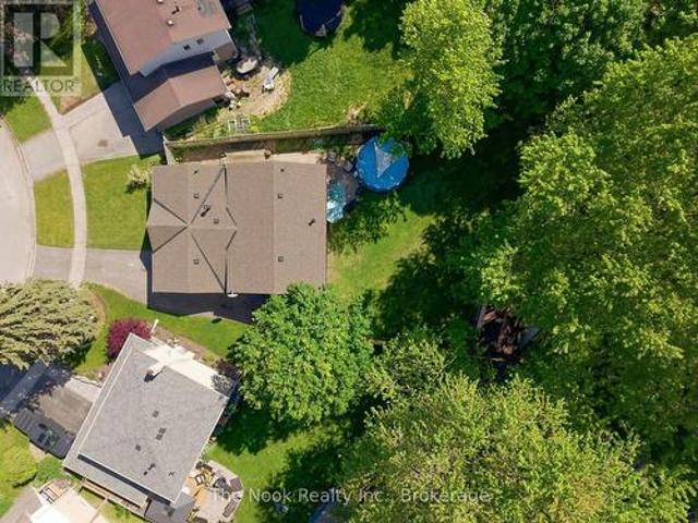 30 Deerpark Crescent, Clarington Bowmanville, ON, L1C 3M3 house for sale | Listing ID E13676 | Royal LePage