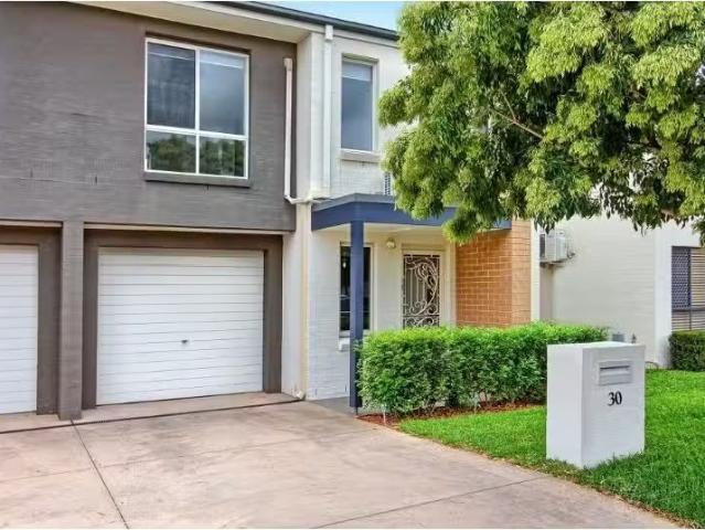 30 Dianella Circuit, Woodcroft Townhouse for rent Listed by A.