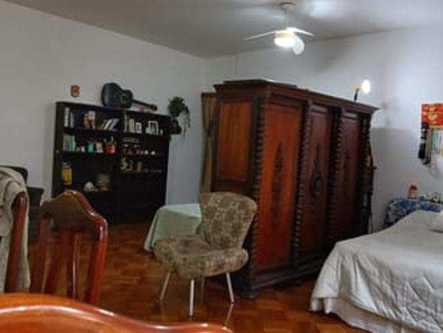 30 DIAS Quarto Grande 30 DIAS Compartilhado