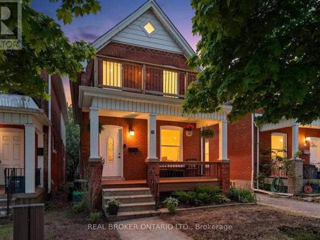 30 Dundas Street, Brantford, ON, N3R 1R9 house for sale | Listing ID X13706 | Royal LePage