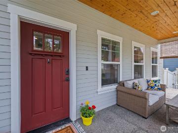 30 E Cedarland Lane