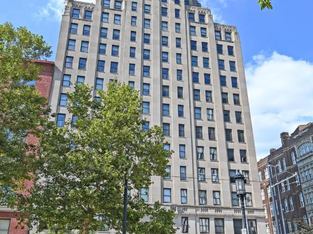 30 E Central Parkway