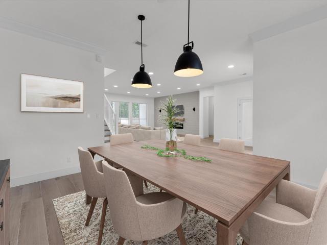30 E Wedgemere Circle