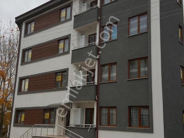 30 Şeker Gayrimenkul Yeni Mah. 60 M2 2+1 Kiralık Eşyalı Daire