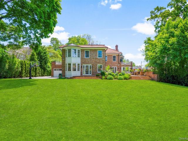 30 Elm Avenue
