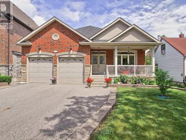 30 Elm Grove Avenue, Richmond Hill, ON, L4E 2T1 house for sale | Listing ID N13465 | Royal LePage
