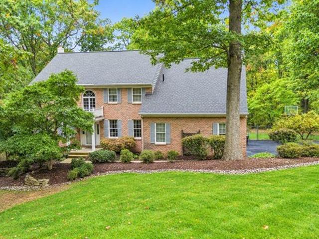 30 Fawn Dr, Shillington, PA 19607