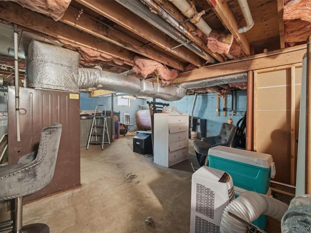 30 Fords Ln, Southampton, NY 11968 | MLS #1015