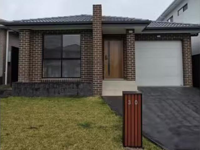 30 Gerygone Street, Austral House for rent Listed by Natasha.