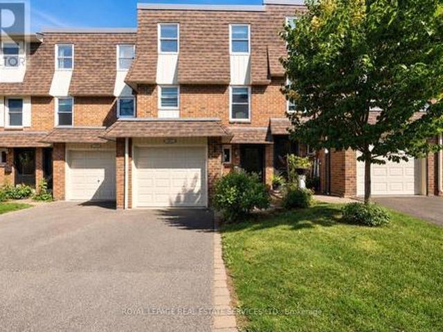 30 Heslop Road, Milton, ON, L9T 1B3 townhouse for sale | Listing ID W13710 | Royal LePage