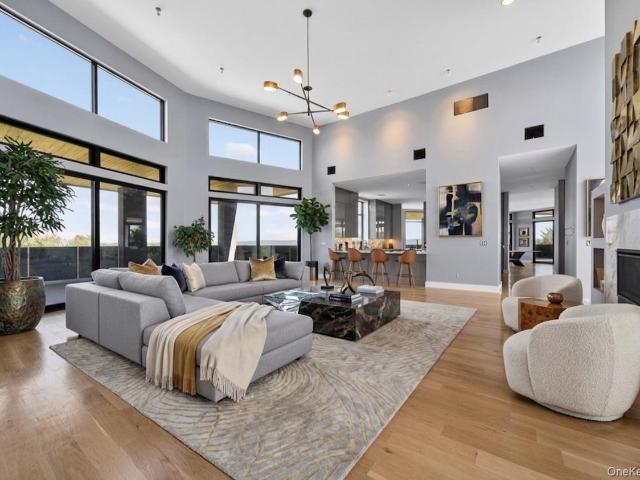 30 High Ridge Road