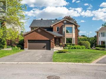 30 Huntings End Avenue, Ottawa, ON, K2M 1R3 house for sale | Listing ID X13426 | Royal LePage