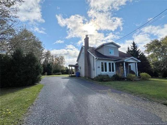 30 Hubert St, Edmundston, NB, E3V 0B6 house for sale | Listing ID NB149261 | Royal LePage