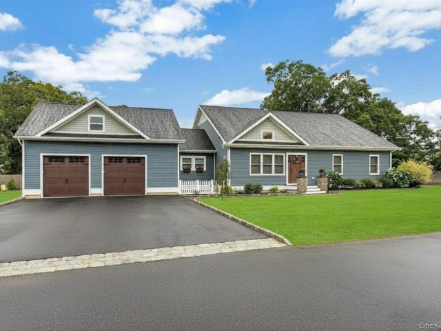 30 Island Boulevard