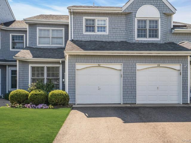 30 Lakebridge Drive S