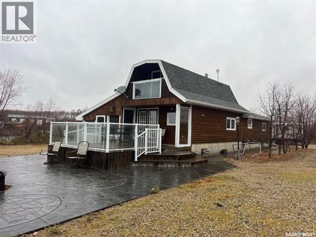 30 Lakeshore Drive, Fishing Lake, SK, S0A 4J0 house for sale | Listing ID SK022105 | Royal LePage
