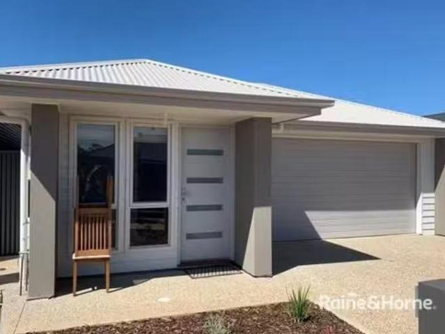 30 Lewis Drive, Blakeview, SA 5114